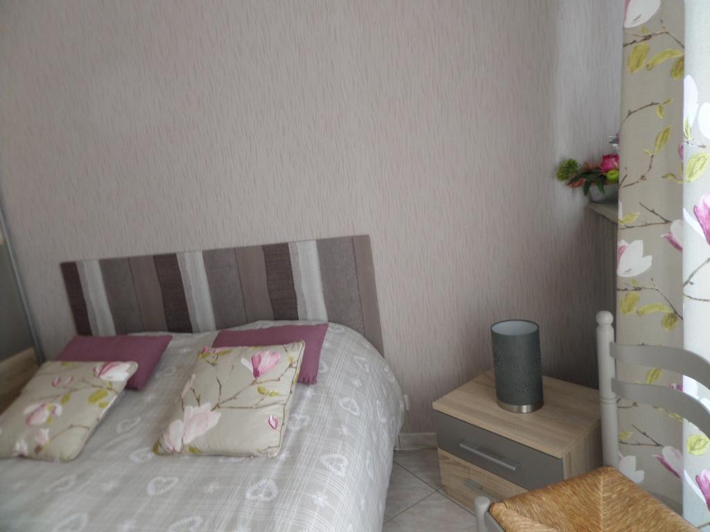 Les Puits Bessin Normandie Sommervieu Bilik gambar